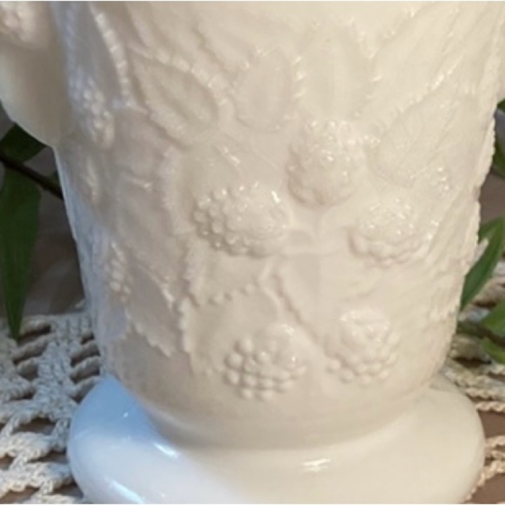 Vintage Milk Glass Berry Vase - Picture 3 of 14